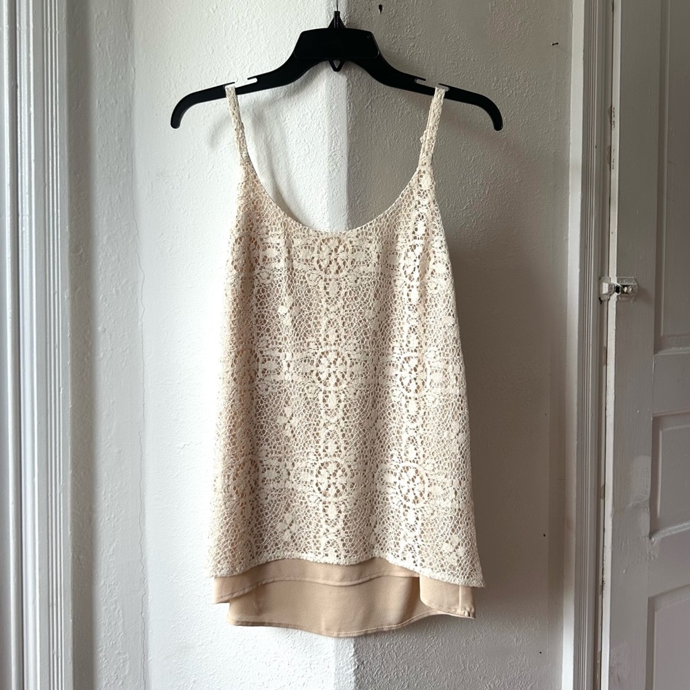 NWT Cabi Ecru crochet lace layered cami blouse w adjustable straps XS